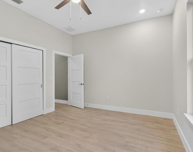 207 Athens Street - Photo Thumbnail 56
