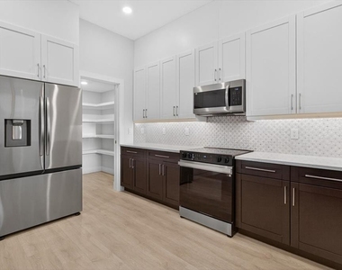 207 Athens Street - Photo Thumbnail 32