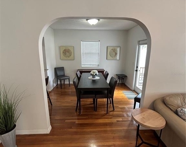 3014 W Mason Street - Photo Thumbnail 5