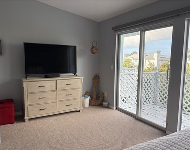 629 Garland Circle - Photo Thumbnail 16