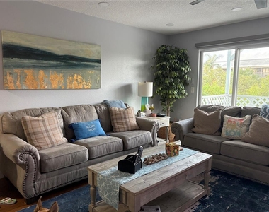 629 Garland Circle - Photo Thumbnail 9