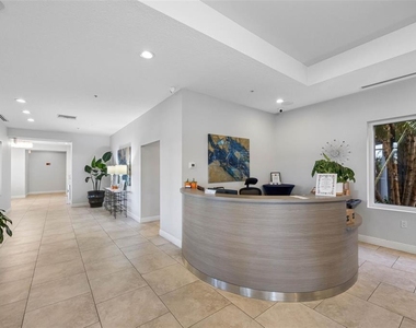 371 Channelside Walk Way - Photo Thumbnail 13