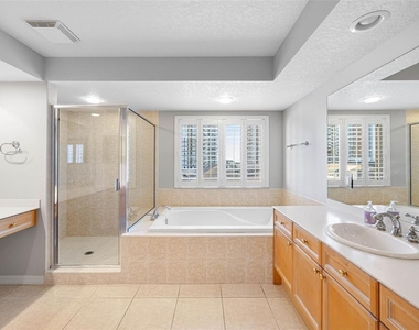 371 Channelside Walk Way - Photo Thumbnail 5