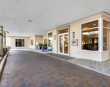 371 Channelside Walk Way - Photo Thumbnail 16