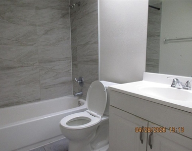 4174 Corsair Avenue - Photo Thumbnail 12