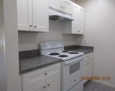 4174 Corsair Avenue - Photo Thumbnail 10