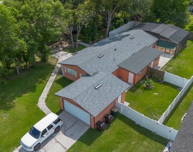 212 Tenneessee Avenue - Photo Thumbnail 2