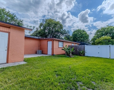 212 Tenneessee Avenue - Photo Thumbnail 16