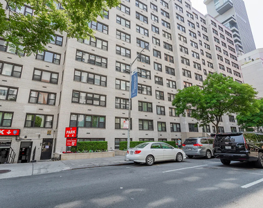 220 East 63rd Street - Photo Thumbnail 9