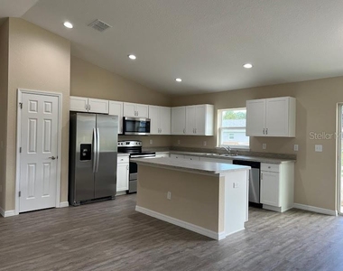13669 Sw 113th Place - Photo Thumbnail 7