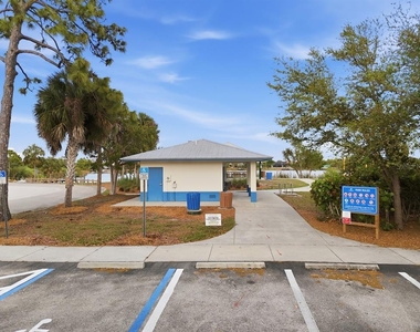 10047 Amicola Street - Photo Thumbnail 17