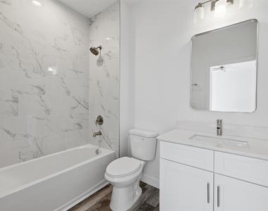 10047 Amicola Street - Photo Thumbnail 4