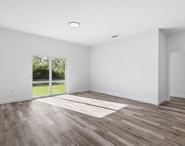 10087 Amicola Street - Photo Thumbnail 8