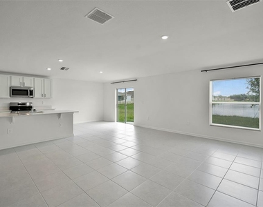 2711 Pioneer Trail - Photo Thumbnail 4