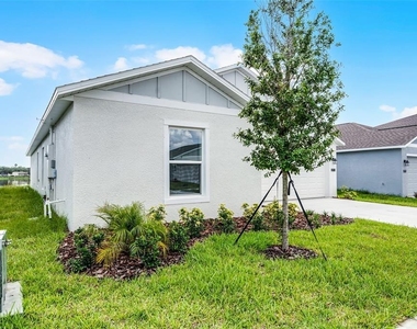 2711 Pioneer Trail - Photo Thumbnail 2