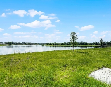 2711 Pioneer Trail - Photo Thumbnail 19