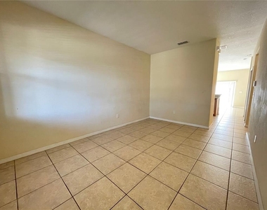 10616 Savannah Plantation Court - Photo Thumbnail 5