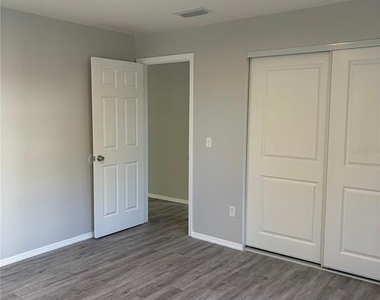 190 W Ventris Avenue - Photo Thumbnail 18