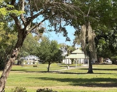 190 W Ventris Avenue - Photo Thumbnail 29