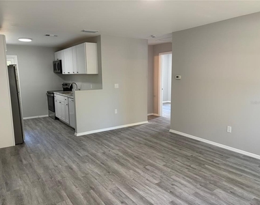 190 W Ventris Avenue - Photo Thumbnail 16