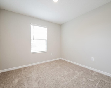 1662 Redfin Drive - Photo Thumbnail 10