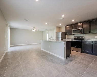1662 Redfin Drive - Photo Thumbnail 3