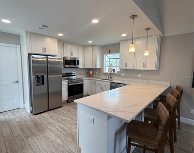 509 N Peninsula Avenue - Photo Thumbnail 6