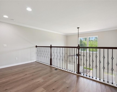 5640 Siracusa Lane - Photo Thumbnail 16