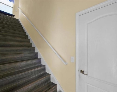 7401 Ella Lane - Photo Thumbnail 28