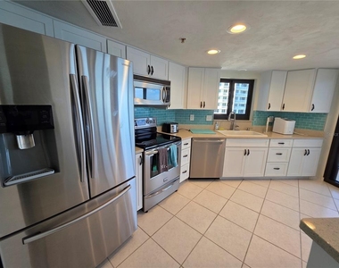 2555 S Atlantic Avenue - Photo Thumbnail 12