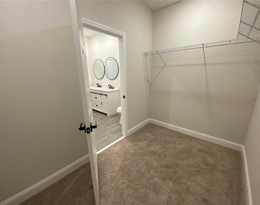 732 S Lee Avenue - Photo Thumbnail 23