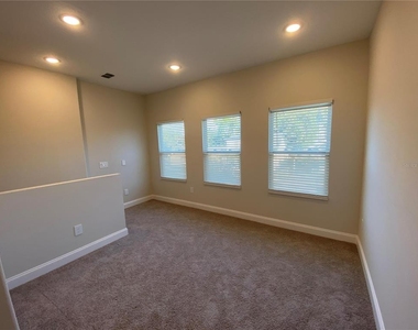 732 S Lee Avenue - Photo Thumbnail 15