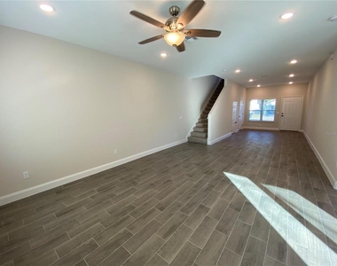 732 S Lee Avenue - Photo Thumbnail 4