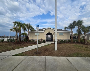 1728 Vanilla Street - Photo Thumbnail 36