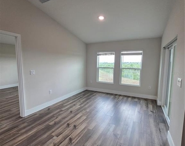1728 Vanilla Street - Photo Thumbnail 17