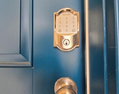 1728 Vanilla Street - Photo Thumbnail 27
