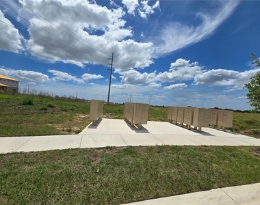 1728 Vanilla Street - Photo Thumbnail 35