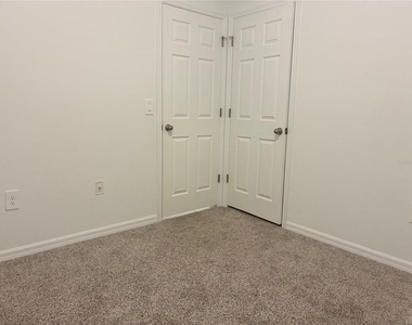 4981 Kaia Avenue - Photo Thumbnail 8