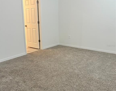 4981 Kaia Avenue - Photo Thumbnail 5