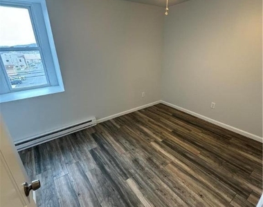 103 E Main Street - Photo Thumbnail 7