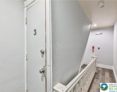 39 N 11th Street - Photo Thumbnail 18