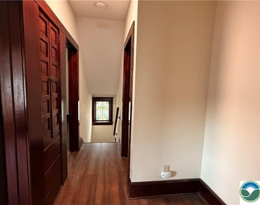 3241 Freemansburg Avenue - Photo Thumbnail 12