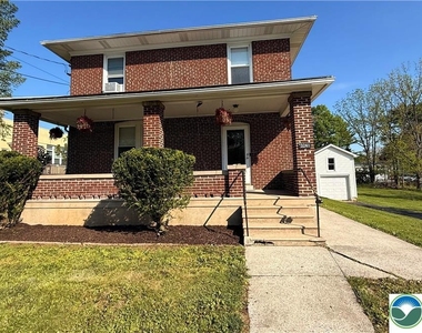 3241 Freemansburg Avenue - Photo Thumbnail 13