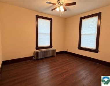 3241 Freemansburg Avenue - Photo Thumbnail 7