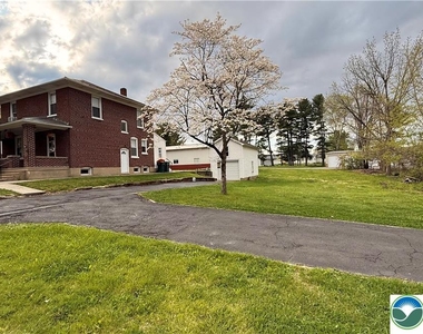3241 Freemansburg Avenue - Photo Thumbnail 2
