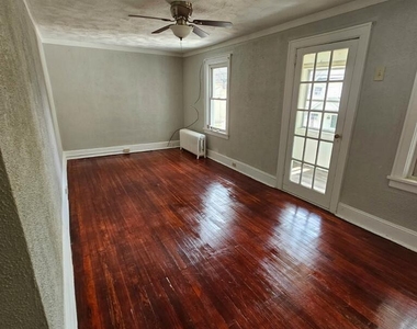 130 Willow Street - Photo Thumbnail 3