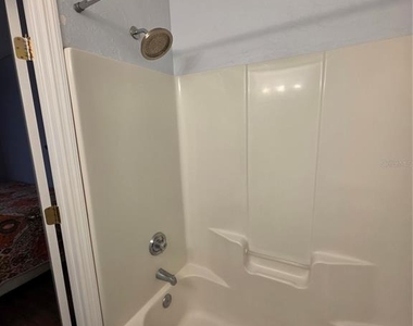 4000 Sw 23rd Street - Photo Thumbnail 13