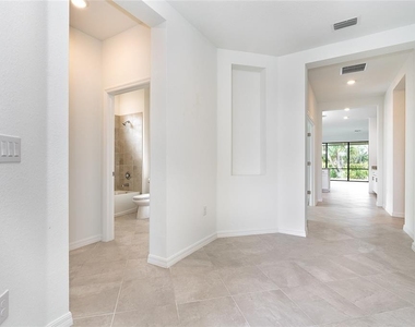 1580 Sunset Preserve Way - Photo Thumbnail 4