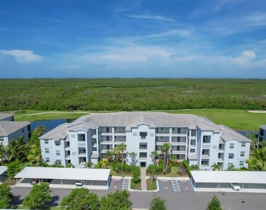 14071 Heritage Landing Boulevard - Photo Thumbnail 1