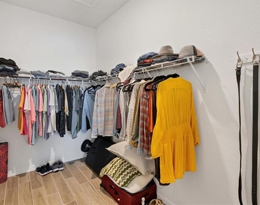25228 Longmeadow Drive - Photo Thumbnail 15